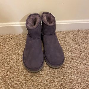 UGG classic mini boot